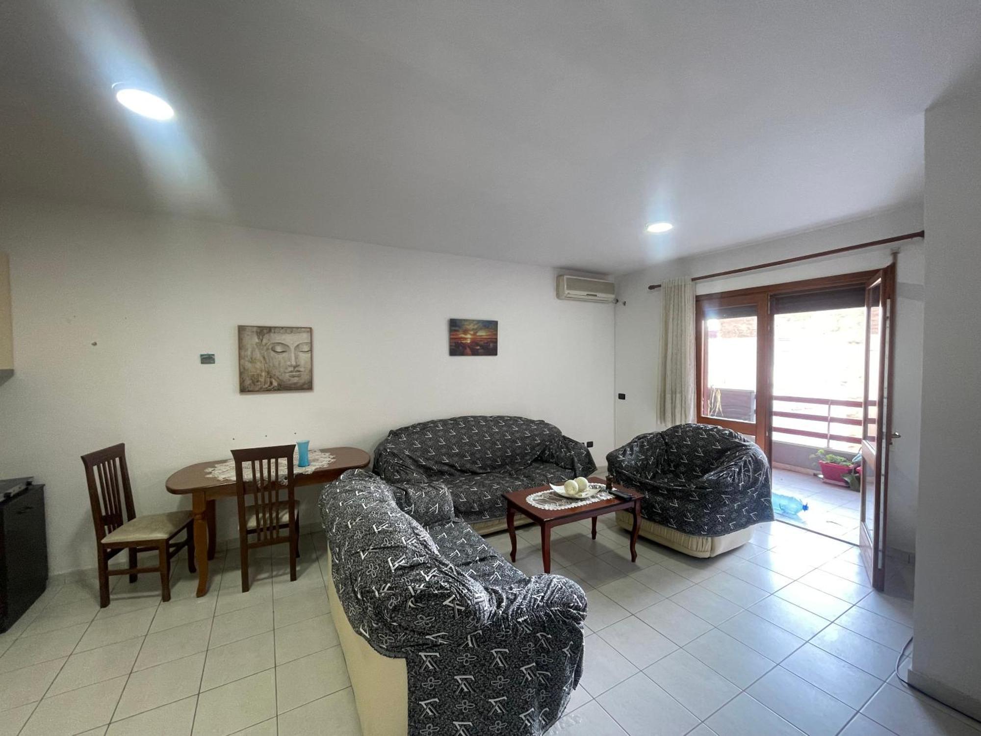 Gega Apartment Shkoder Luaran gambar